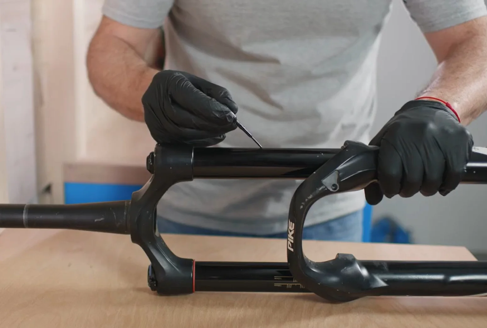 Scratch Cover recupera la estética y eficacia de tus suspensiones 