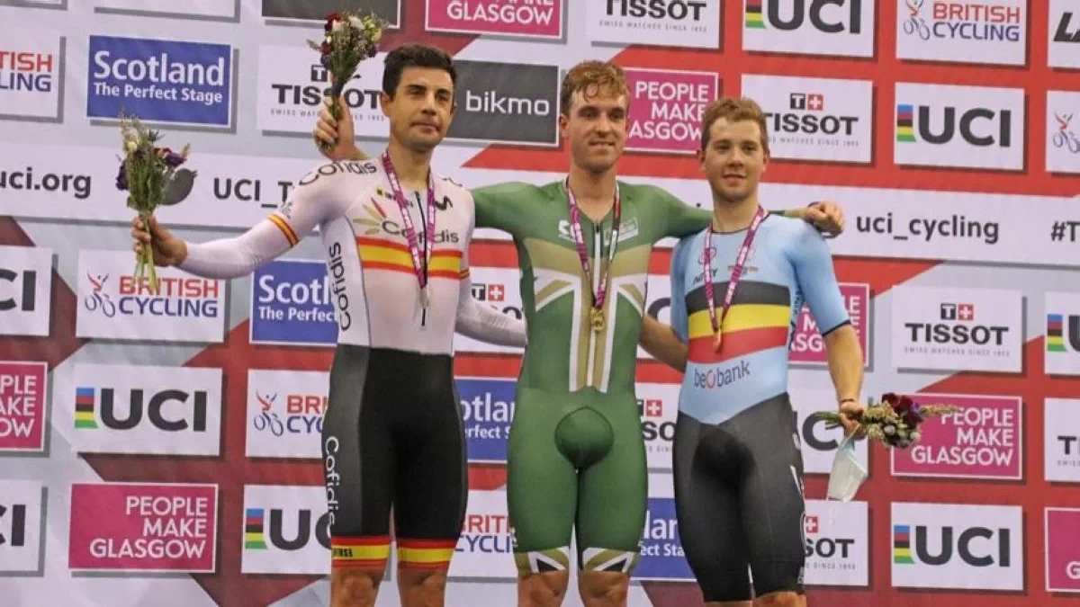 Sebastián Mora consigue una inmensa plata en el Omnium