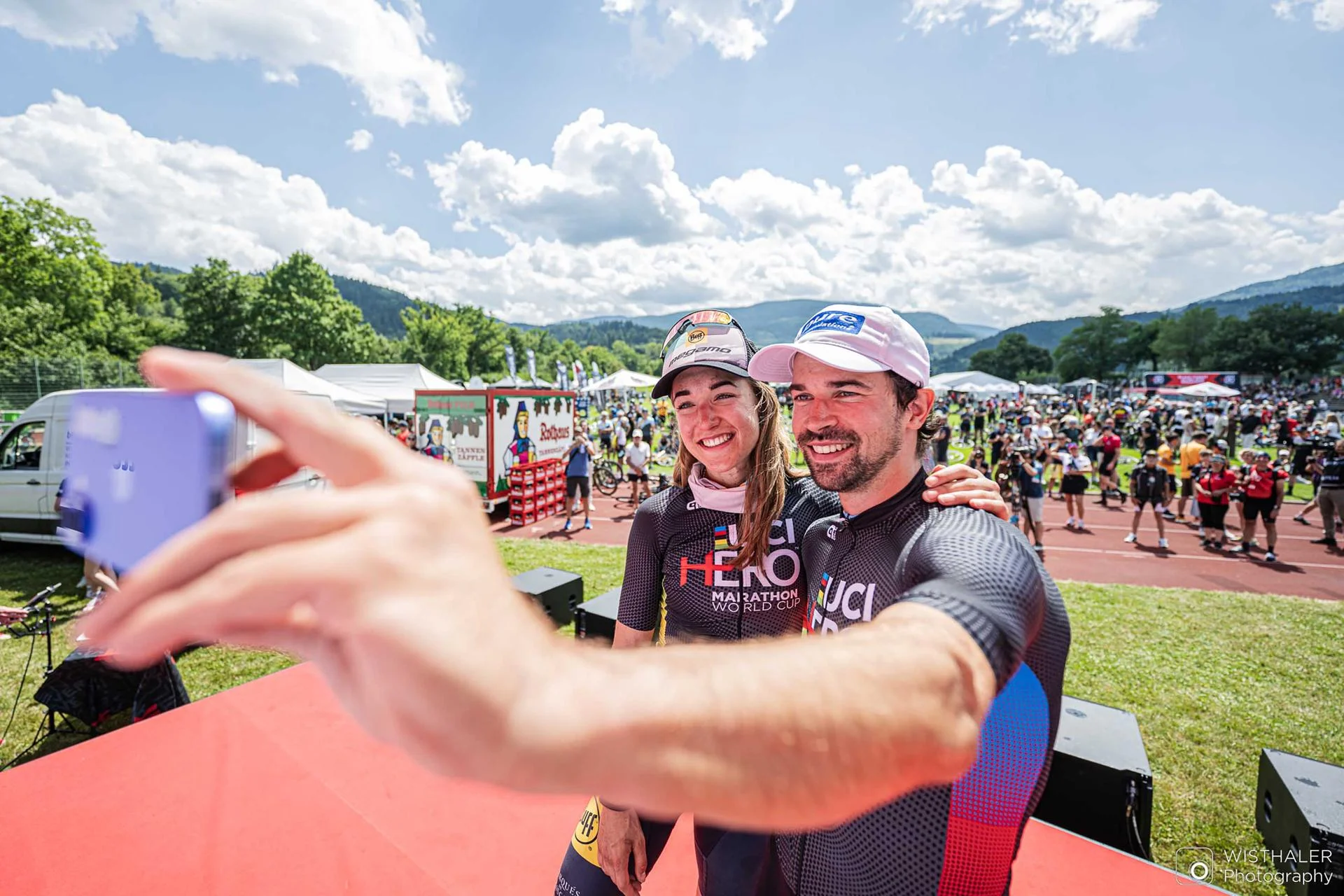 Seewald y Van Doorn conquistan el Ultra Bike Marathon de la Selva Negra