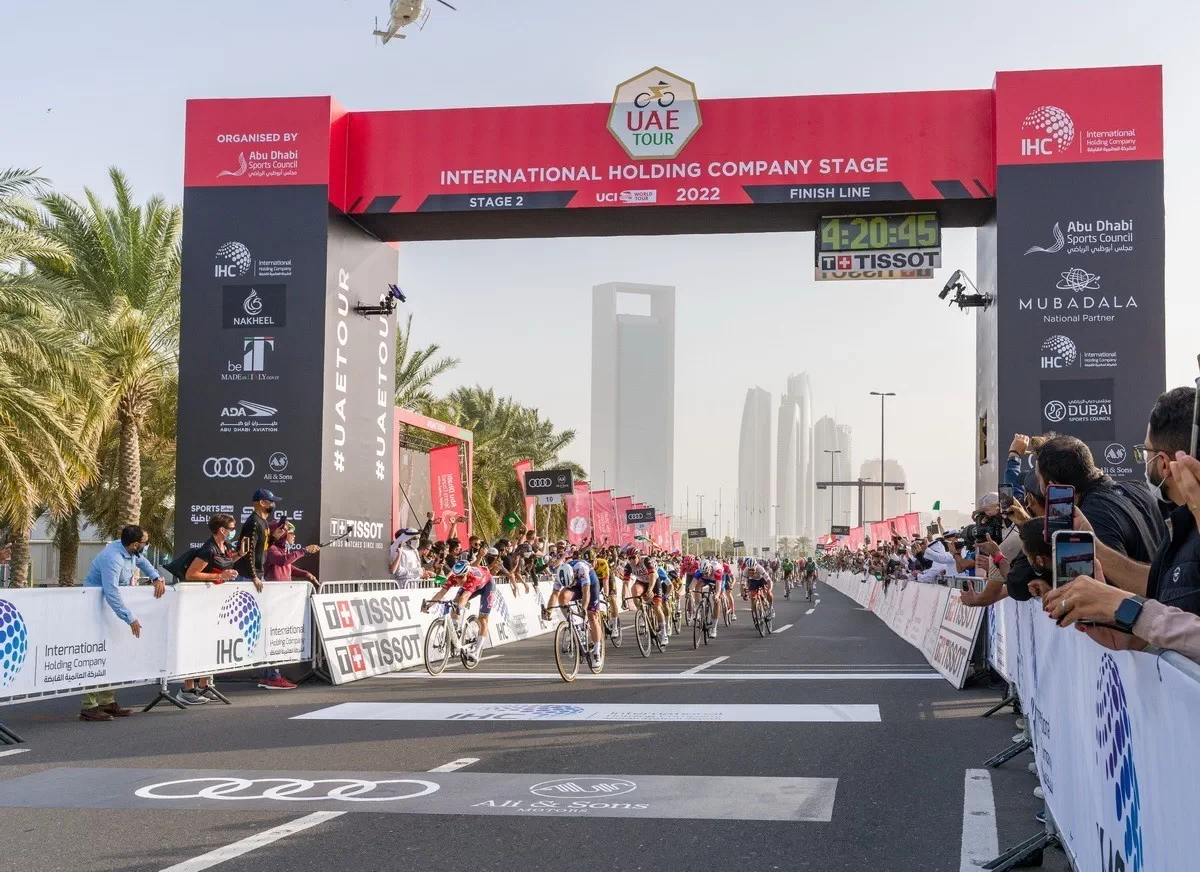 Victoria para Mark Cavendish en la segunda etapa del UAE Tour