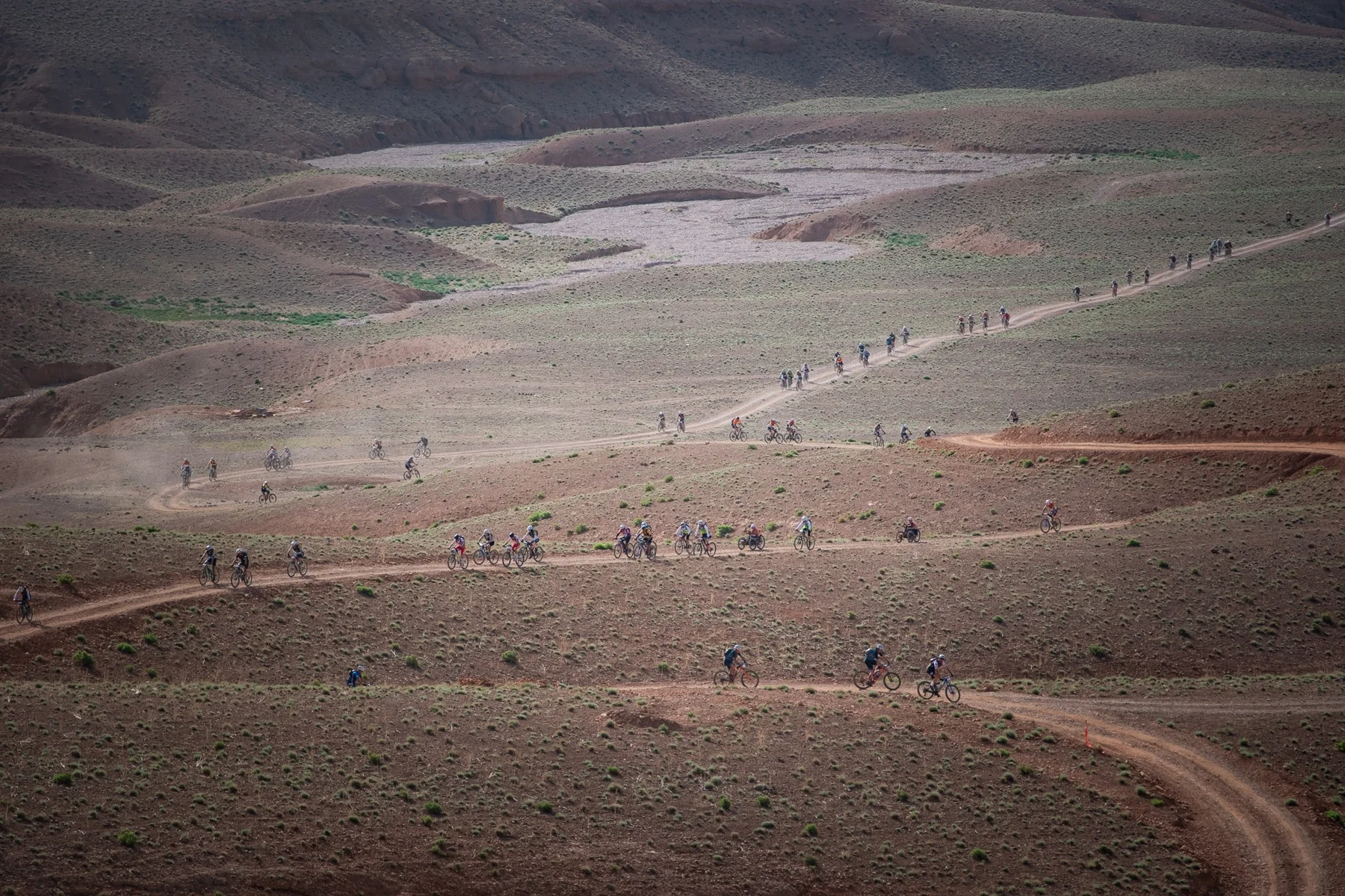 Skoda Titan Desert 2026: El Lince Maté y la neerlandesa Kortekaas pulverizan los cronos de montaña en Boumalne Dades