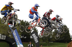 Madrid se rinde a los pies del BMX Supercross