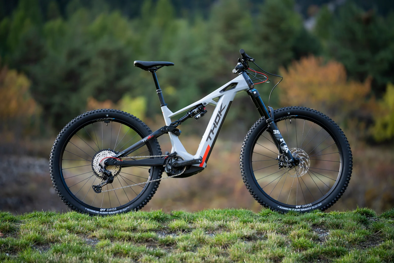 THOK E-Bikes presenta la TP4 una e-MTB versátil y made in Italy