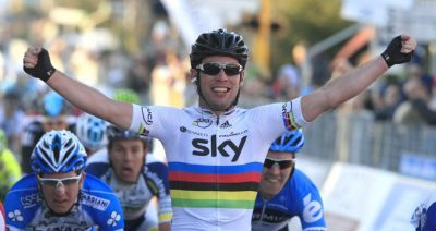 El Sky con Mark Cavendish a la cabeza camino del Giro de Italia