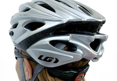 Louis Garneau presenta el Titan Carbon de fibra blanca de carbon