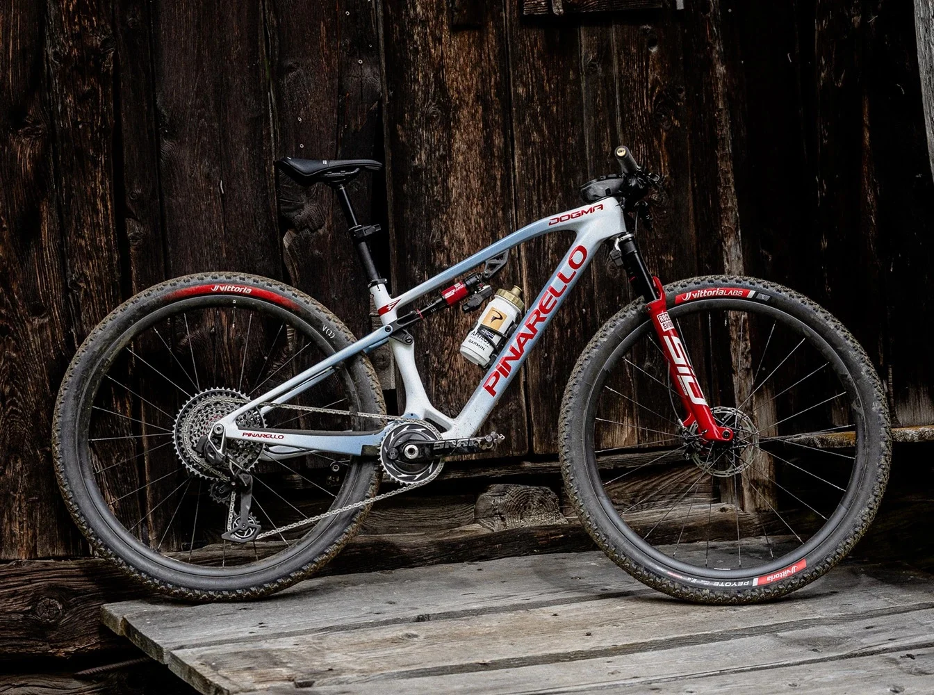 Todos los secretos de la Pinarello Dogma XC de Tom Pidcock con la que se impuso en Val di Sole