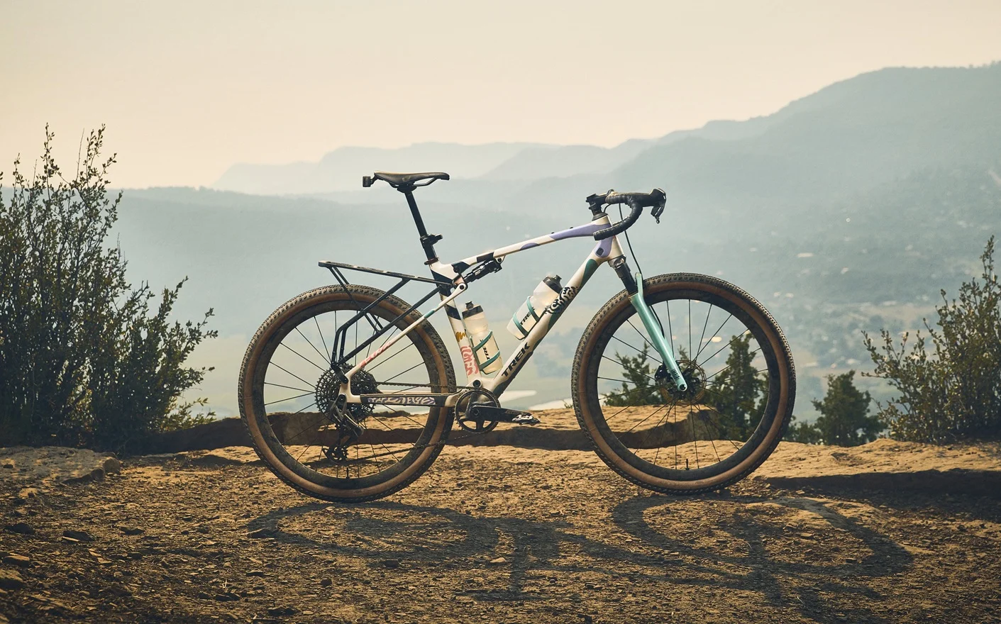 Trek lanza su primera bicicleta de gravel con doble suspensión 