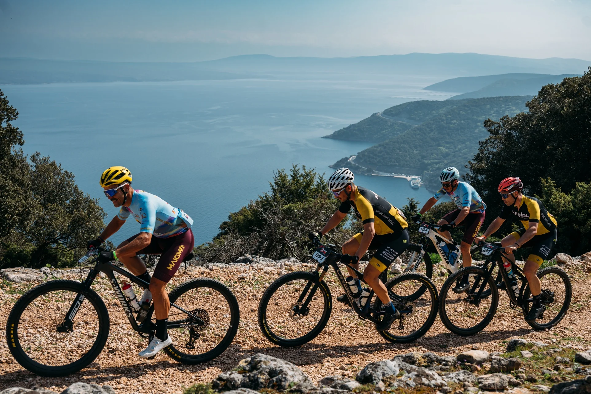 Triplete histórico de Sosna y Marchet en la tercera etapa de 4Islands Epic 2026