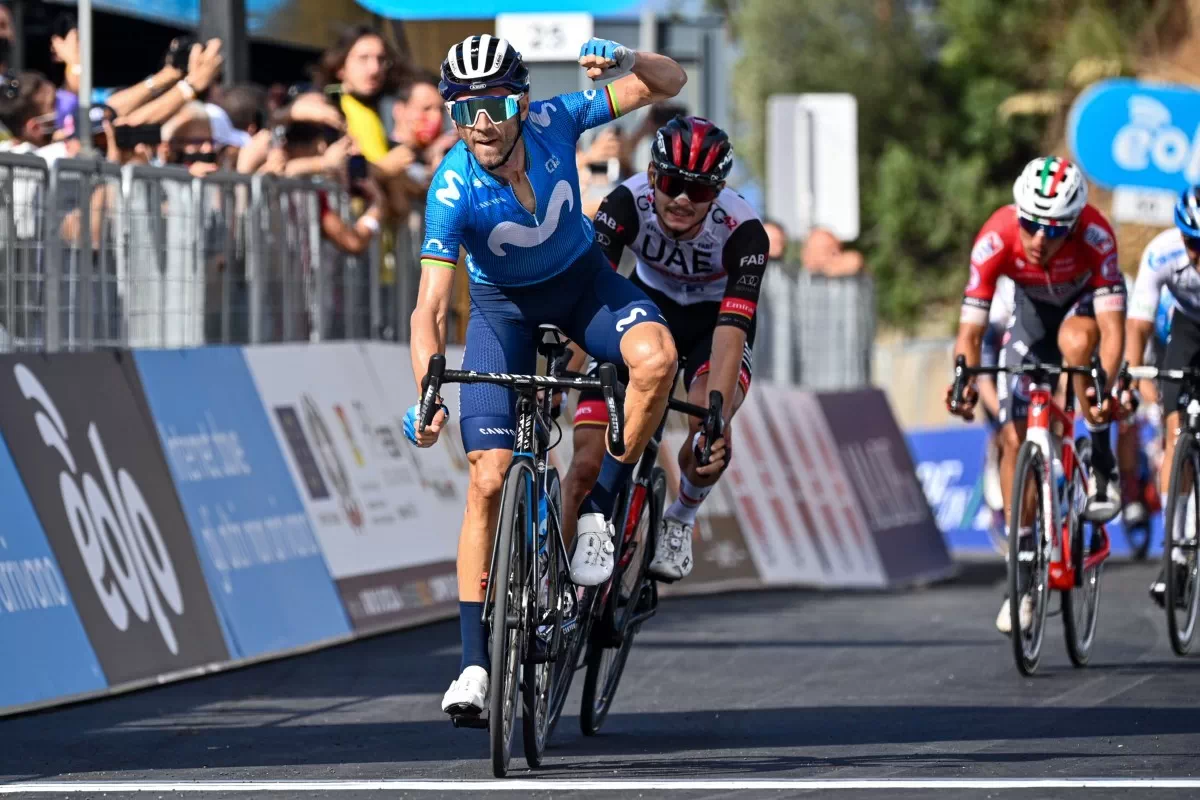 Triunfo y caída sin consecuencias para Alejandro Valverde en Sicilia