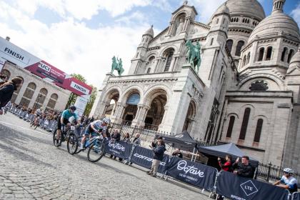 El espectáculo del MTB Eliminator conquistó el barrio de Montmartre en París