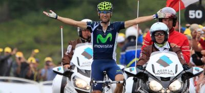 Alejandro Valverde dedica la victoria su equipo