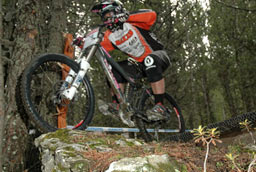 Los corredores toman contacto con los circuitos en Vallnord