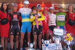 Alejandro Valverde gana en casa y sigue en racha