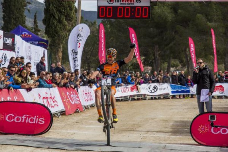 Victor Koretzky ganador de los Internacionales de Chelva-Gran Premio Cultbikes