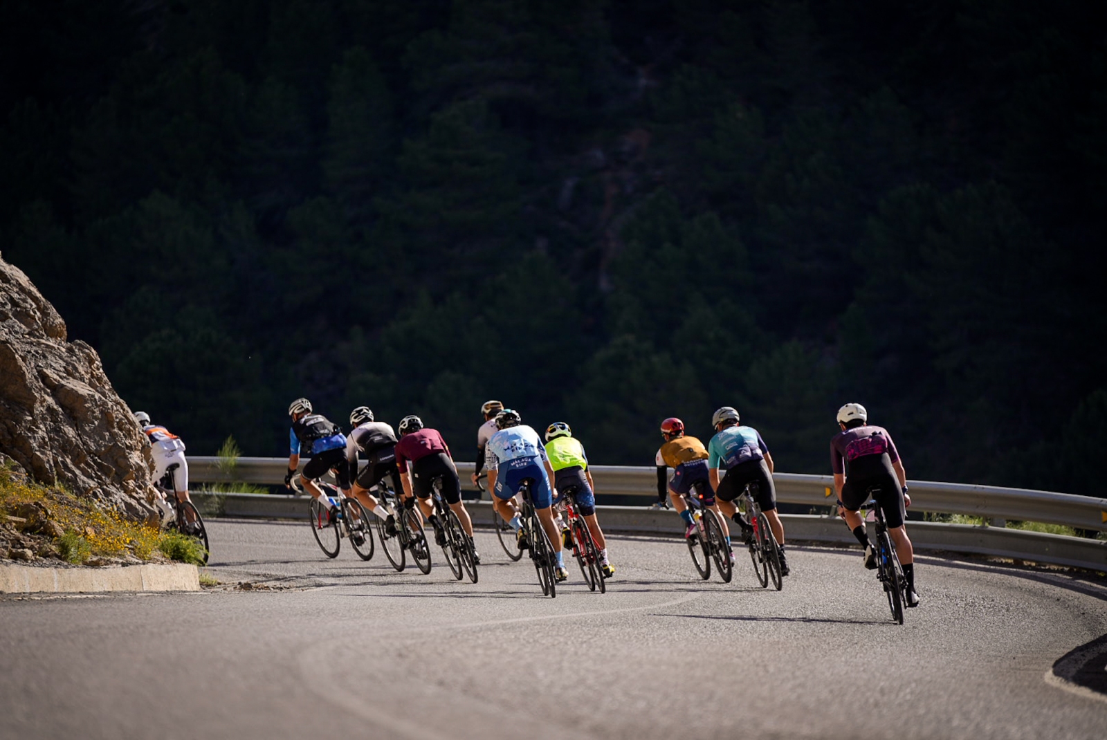 Víctor Manuel Fernández y Belén López se imponen en una edición apasionante de la Sierra Nevada Límite Gran Fondo