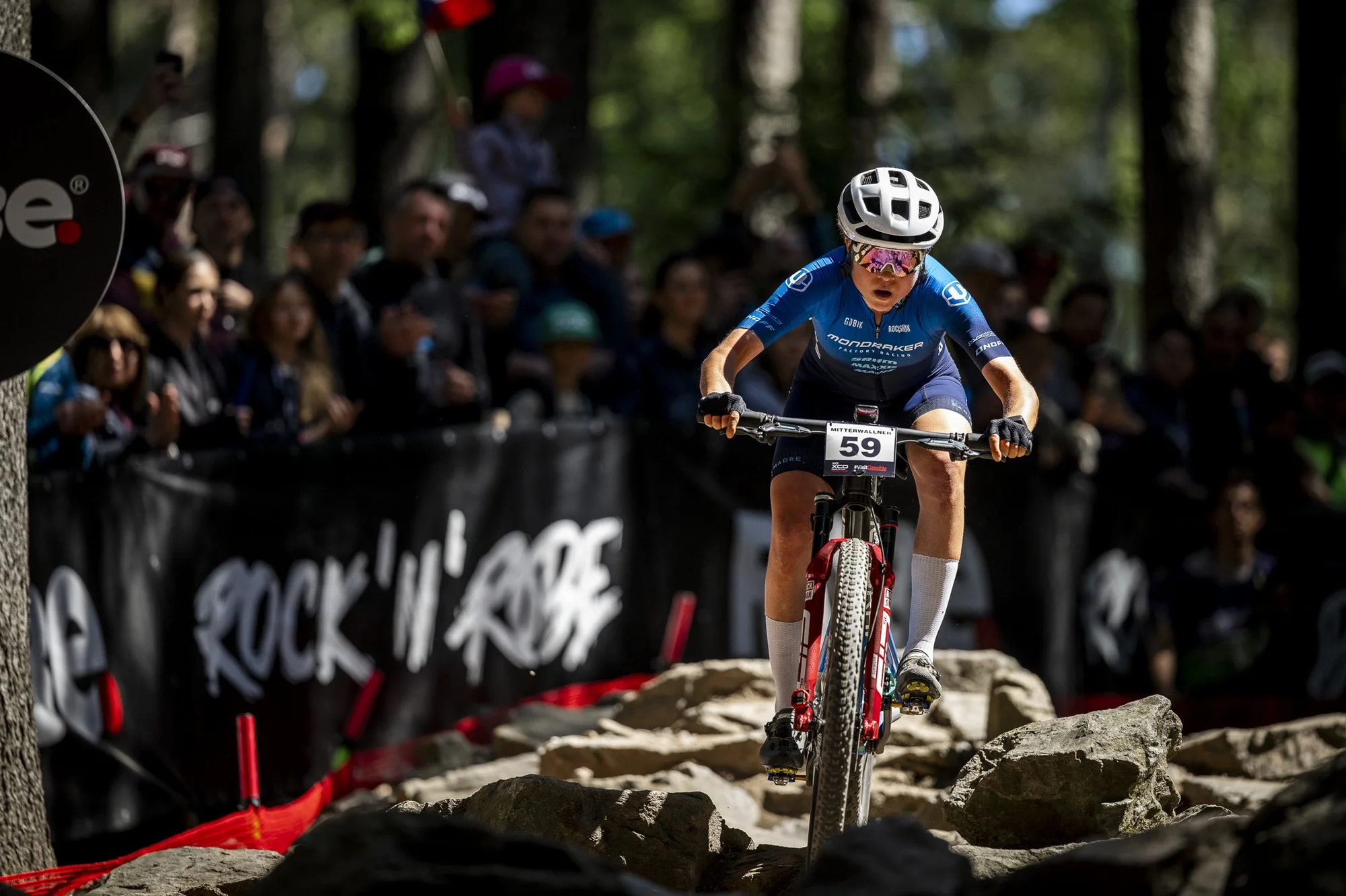 Victoria de Mona Mitterwallner en la Copa del Mundo de XCO en Nové Mesto na Morave