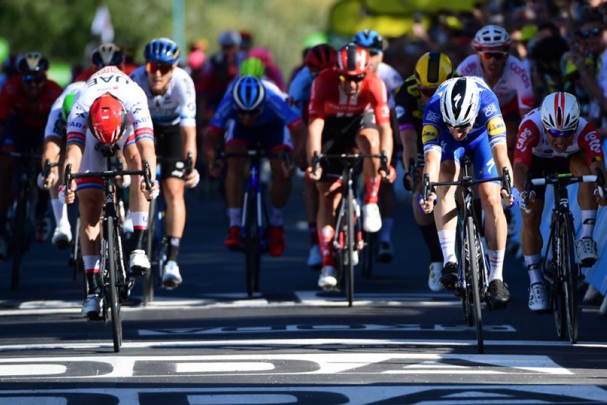 Vídeo: Elia Viviani logra su primera victoria en el Tour de Francia