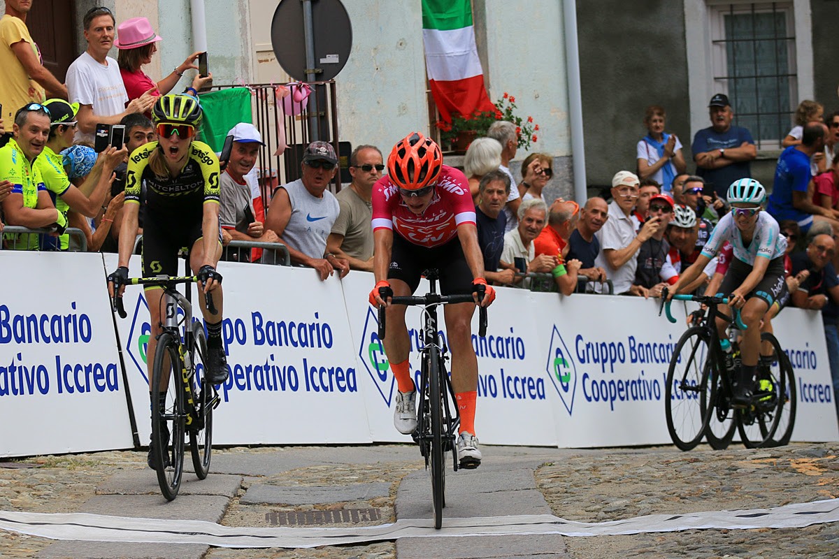 Vídeo: Resumen tercera etapa Giro Rosa con victoria para Marianne Vos