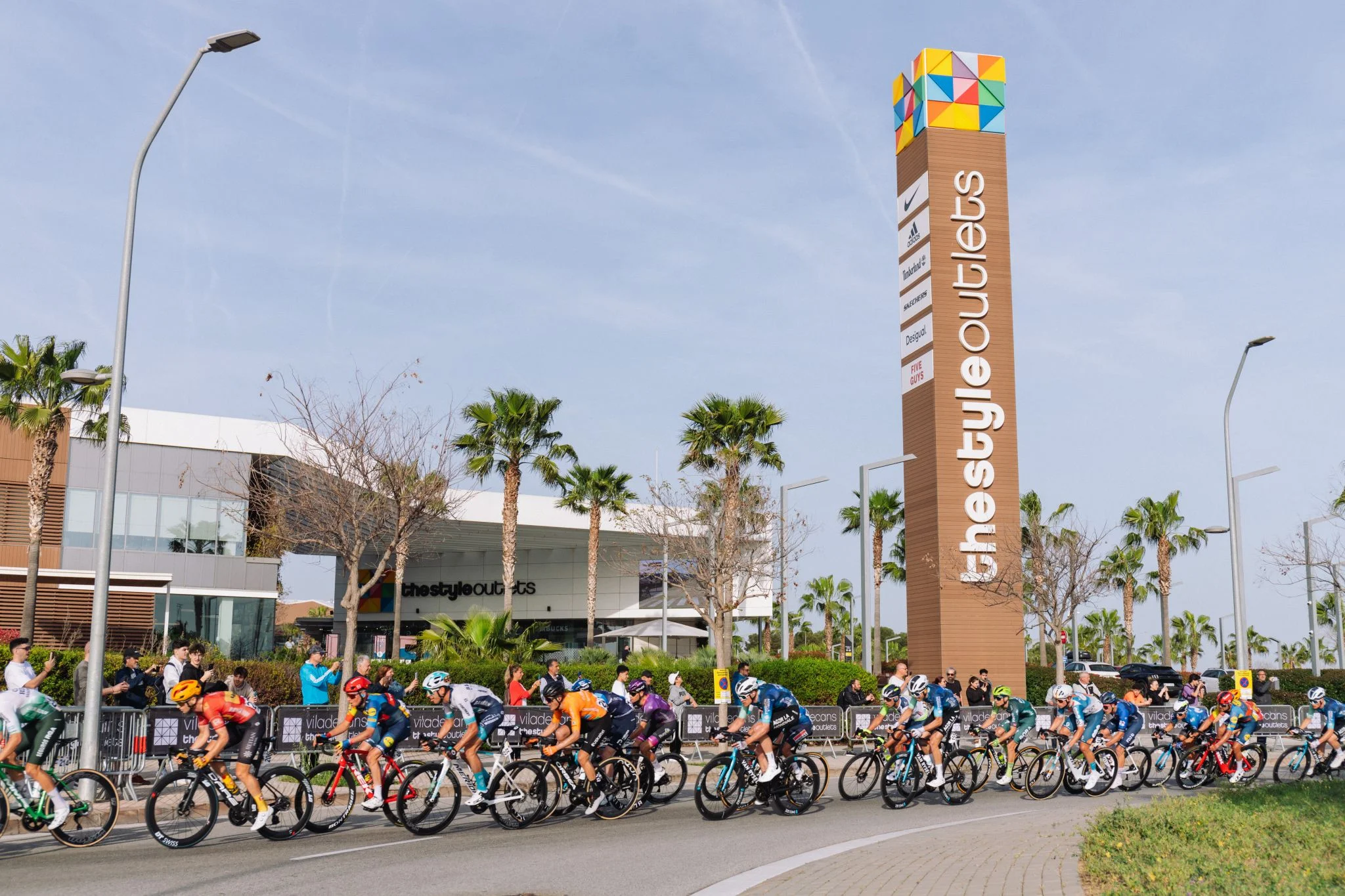 Viladecans completa el rompecabezas de la Volta Ciclista a Catalunya 2025