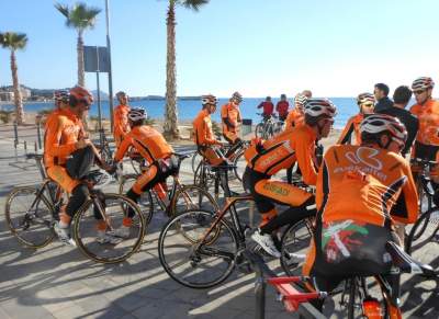 Euskaltel Euskadi huye del invierno en Vila Joiosa 