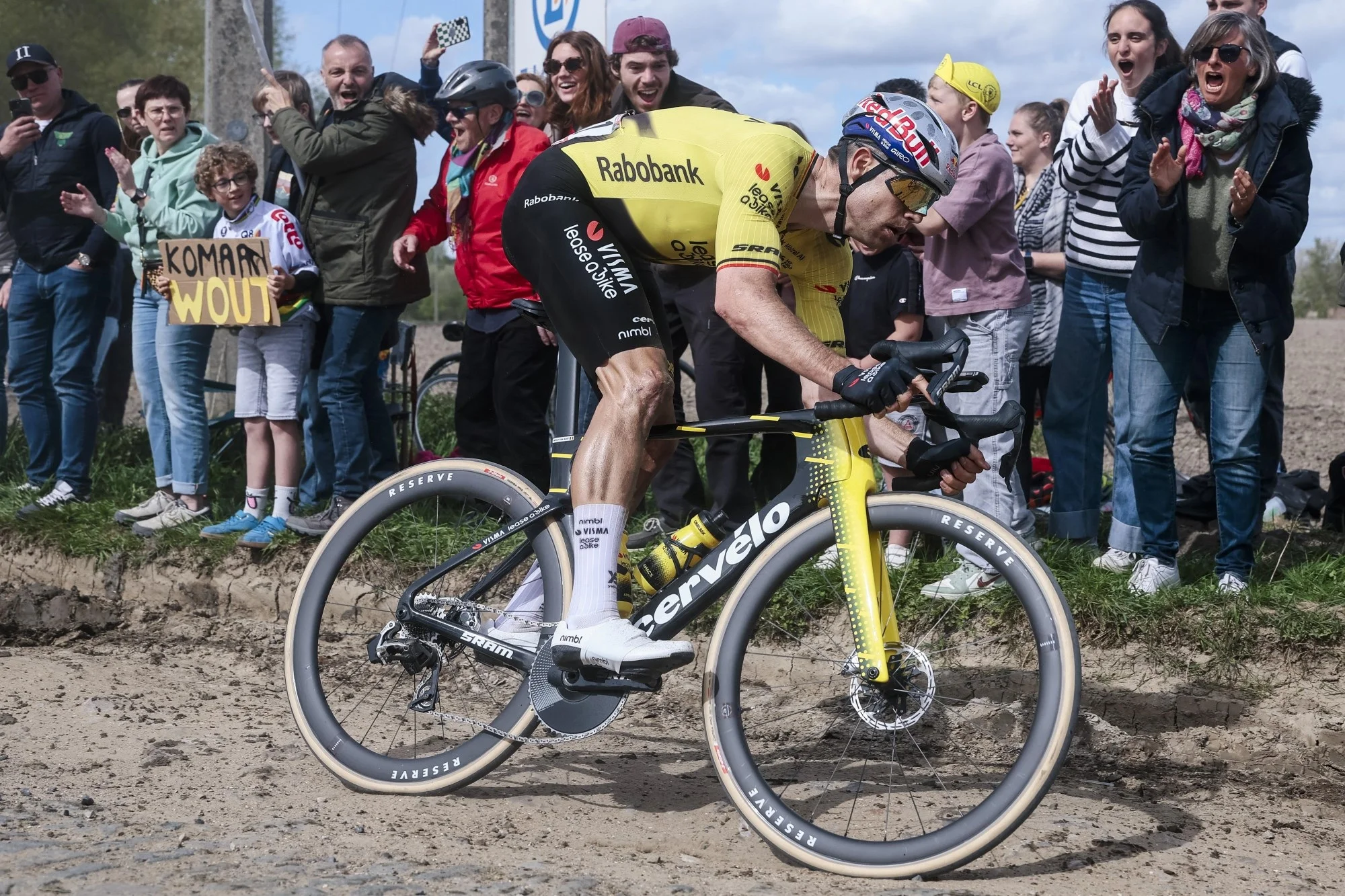 Vittoria lanza The Quest el documental definitivo sobre el secreto de las cubiertas Corsa PRO del WorldTour