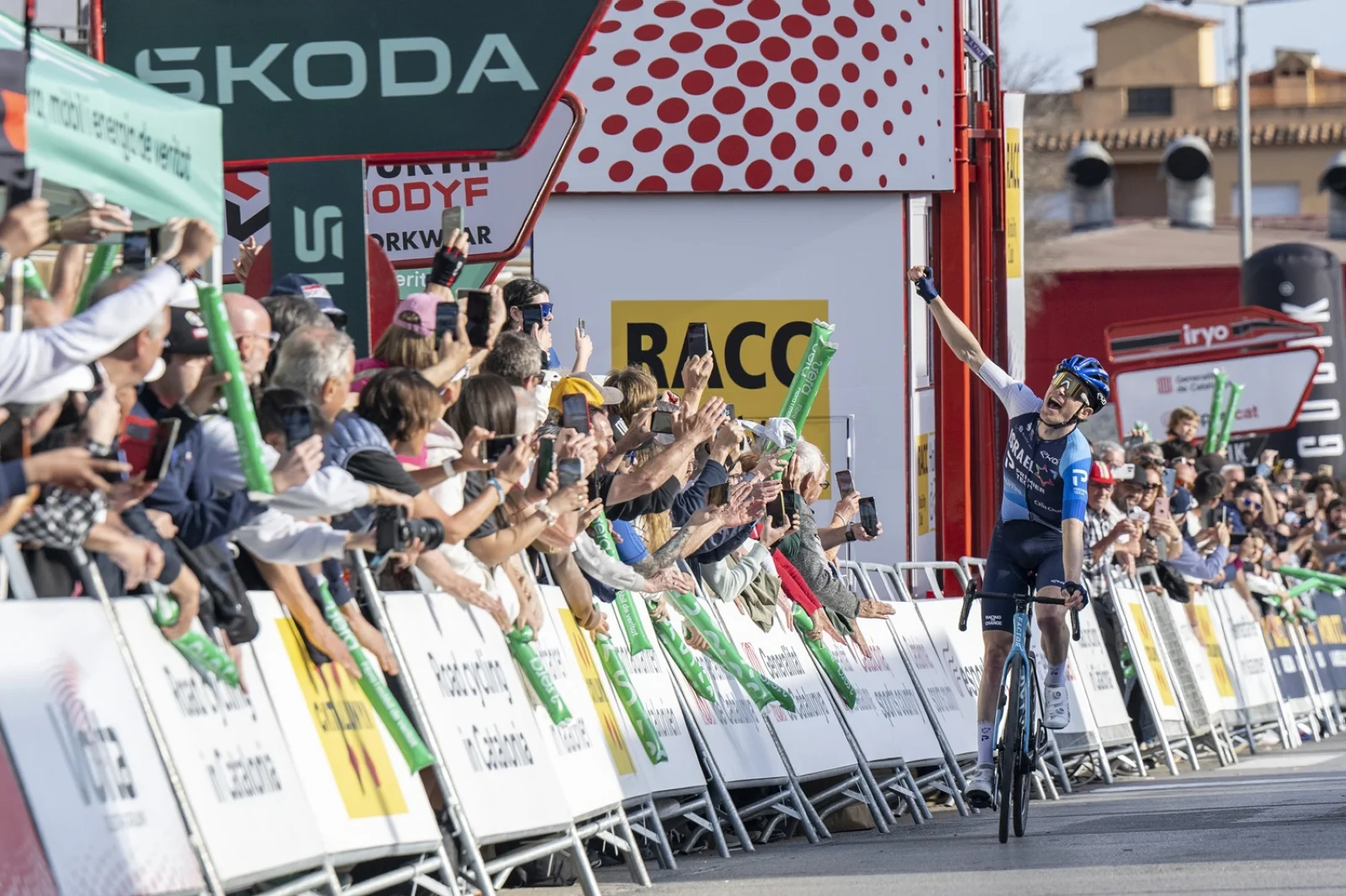 Volta 2024: Nick Schultz se adelanta a todo el mundo en Sant Feliu de Guíxols