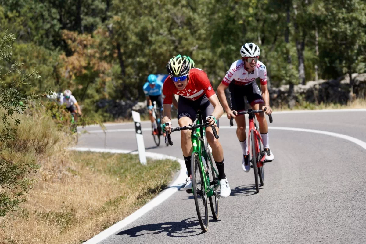 Vuelta a Madrid sub23: Abel Balderstone vuelve a ganar en Buitrago del Lozoya