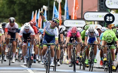 Vídeo: Caleb Ewan lo ha vuelto a hacer en Australia