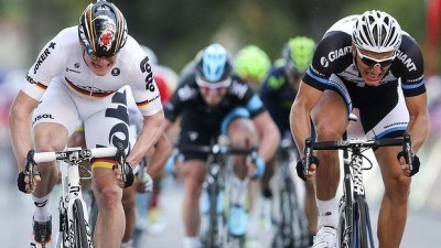 Vídeo resumen del Peoples Classic Race