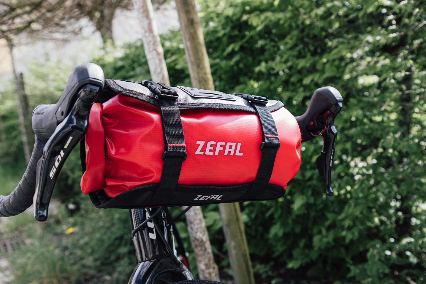 Z Adventure F5 de ZEFAL: Bolsa de manillar impermeable con volumen medio